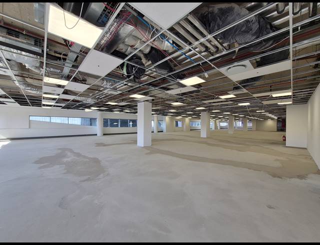 655M² OFFICE TO LET IN SANDTON CENTRAL